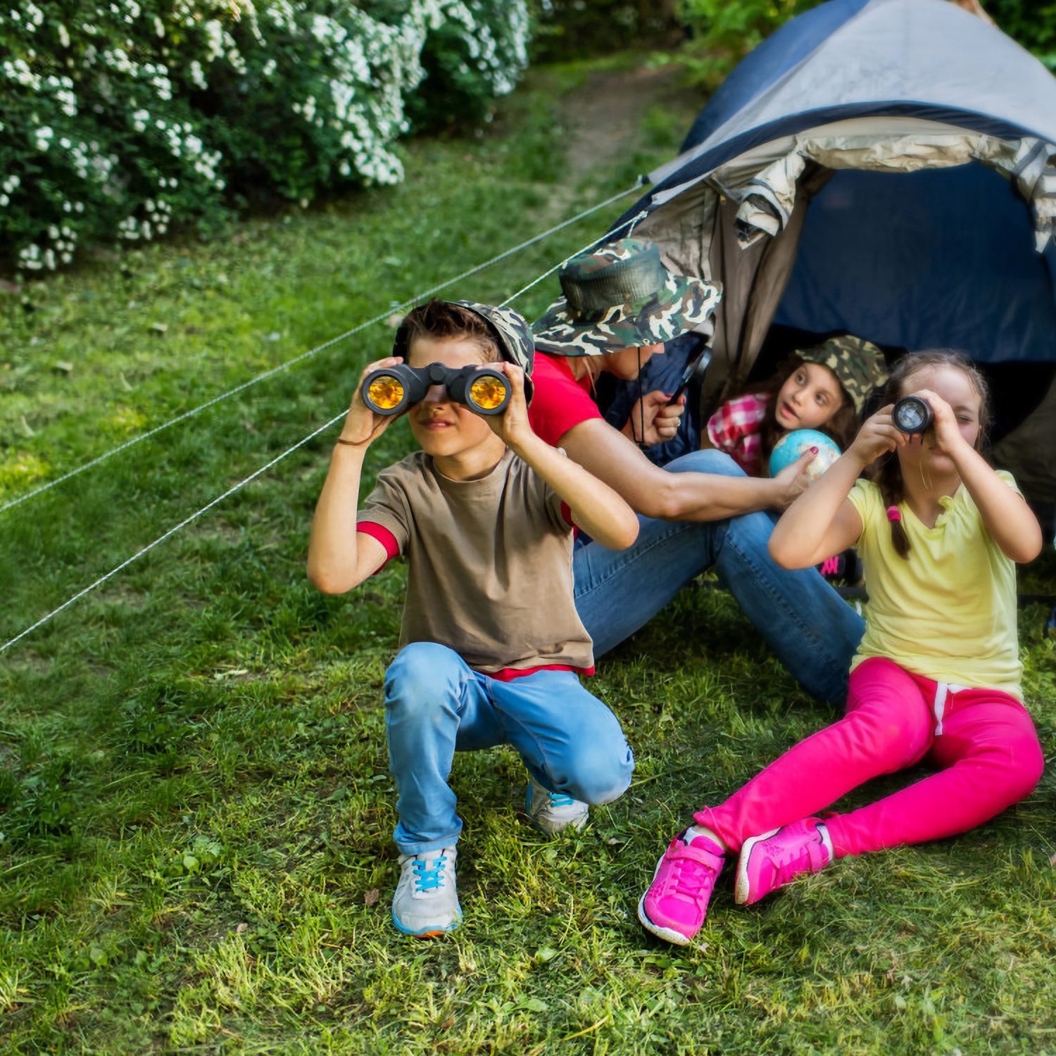 Binoculares Portátiles HD con Lente FMC para Visión Nocturna Baja Luz Telescopio para Observación de Aves Caza Eventos Deportivos Conciertos Aventuras al Aire Libre con Bandolera Bolsa para Primavera Verano — imagen 2