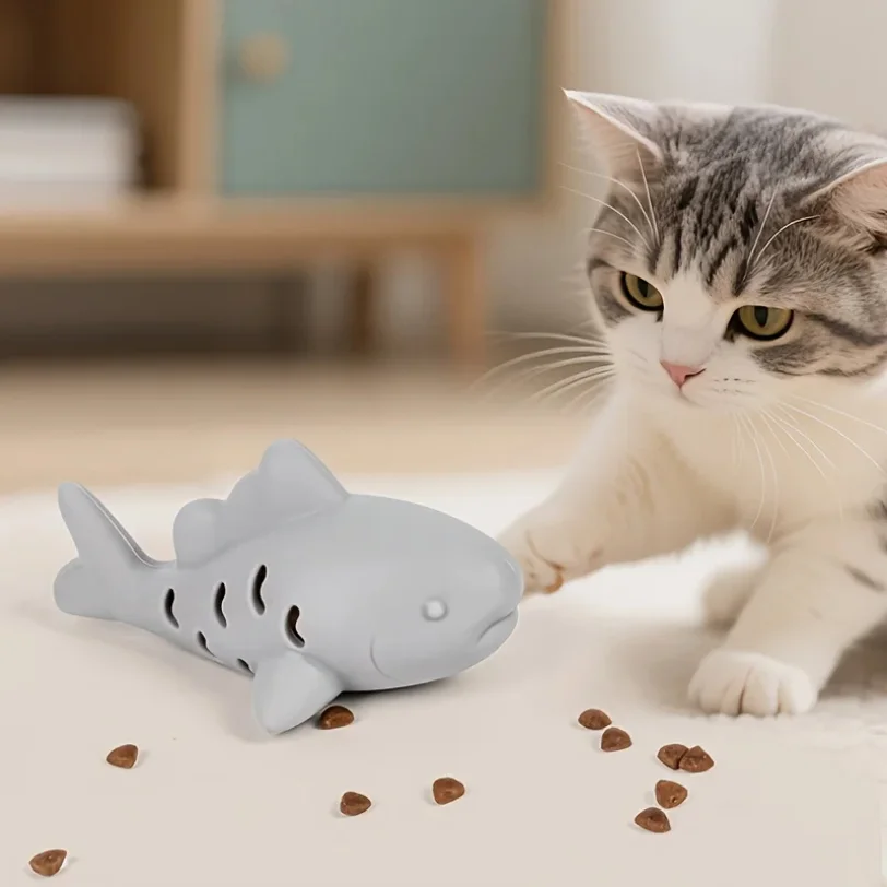 Silicone fish young cat pet teasing cat gnawing and hiding food — image 4