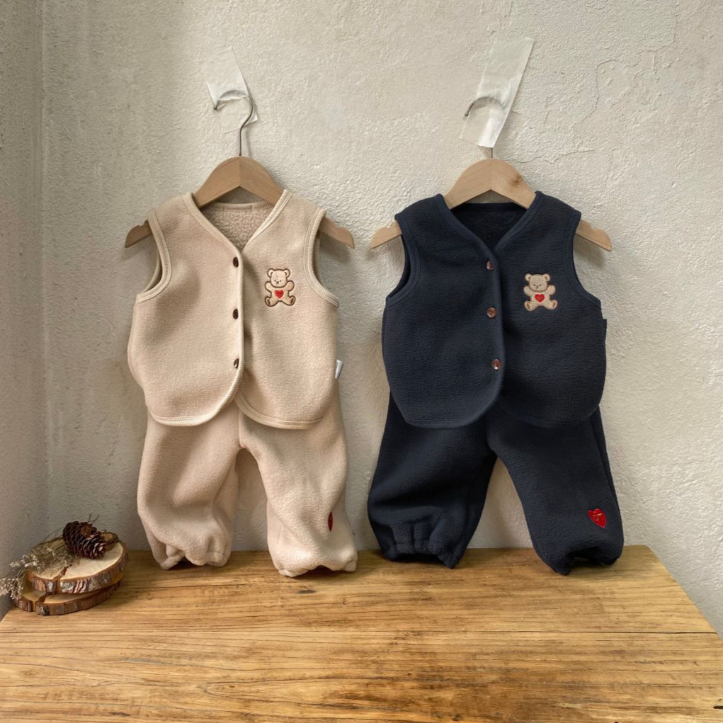 Bear Embroidery Fleece Vest Big Butt Pants Set — image 4