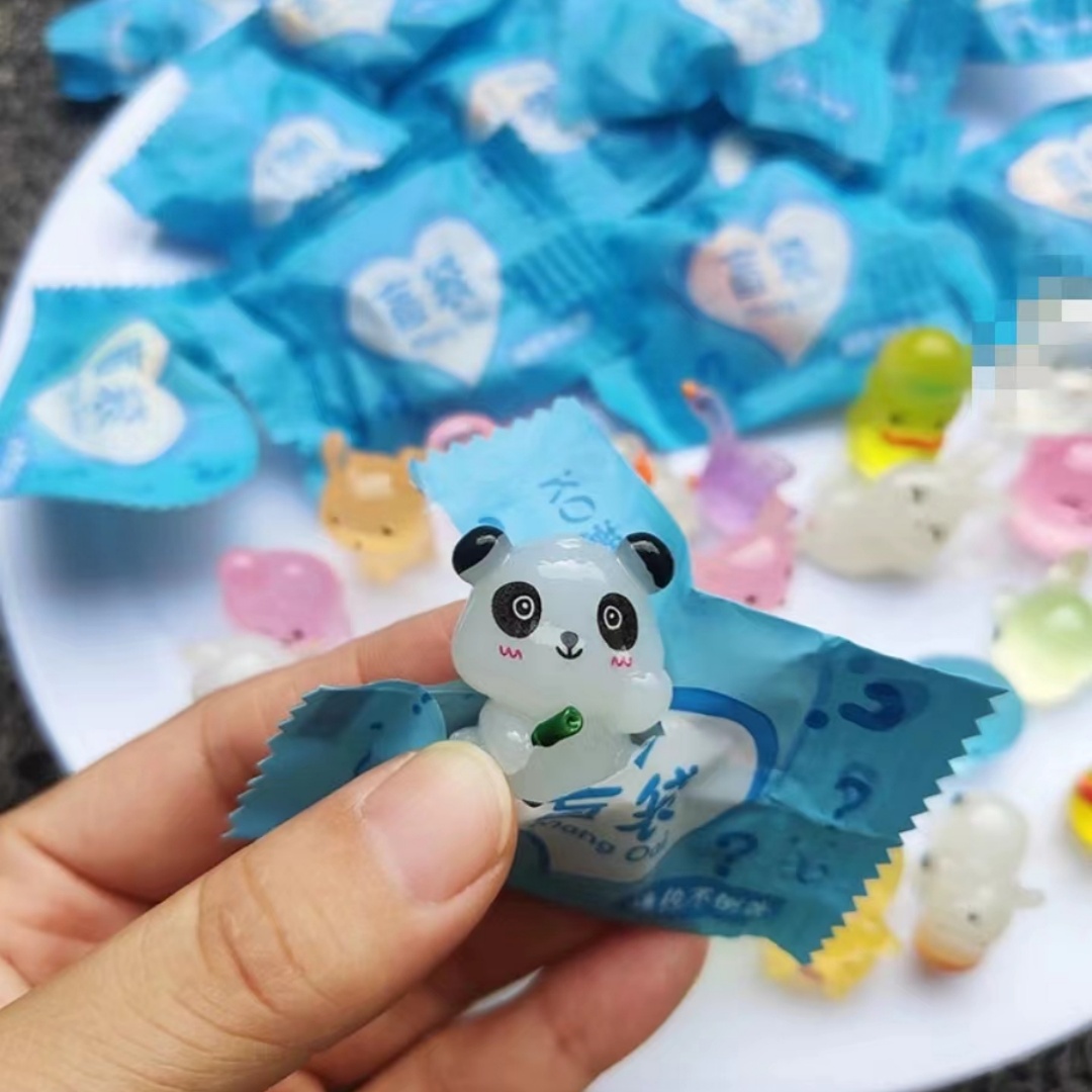 Luminous Three-dimensional Cartoon Small Animal Model Toy — image 1