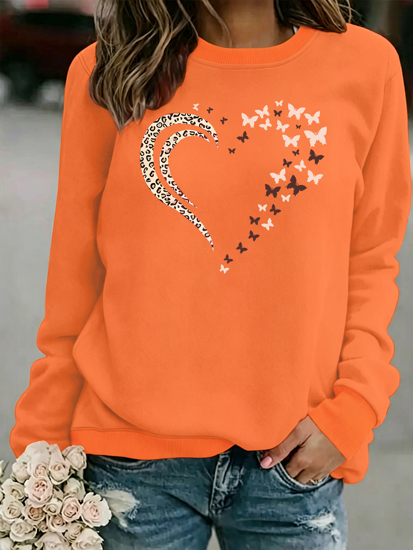 Love butterfly printed hoodie — image 12
