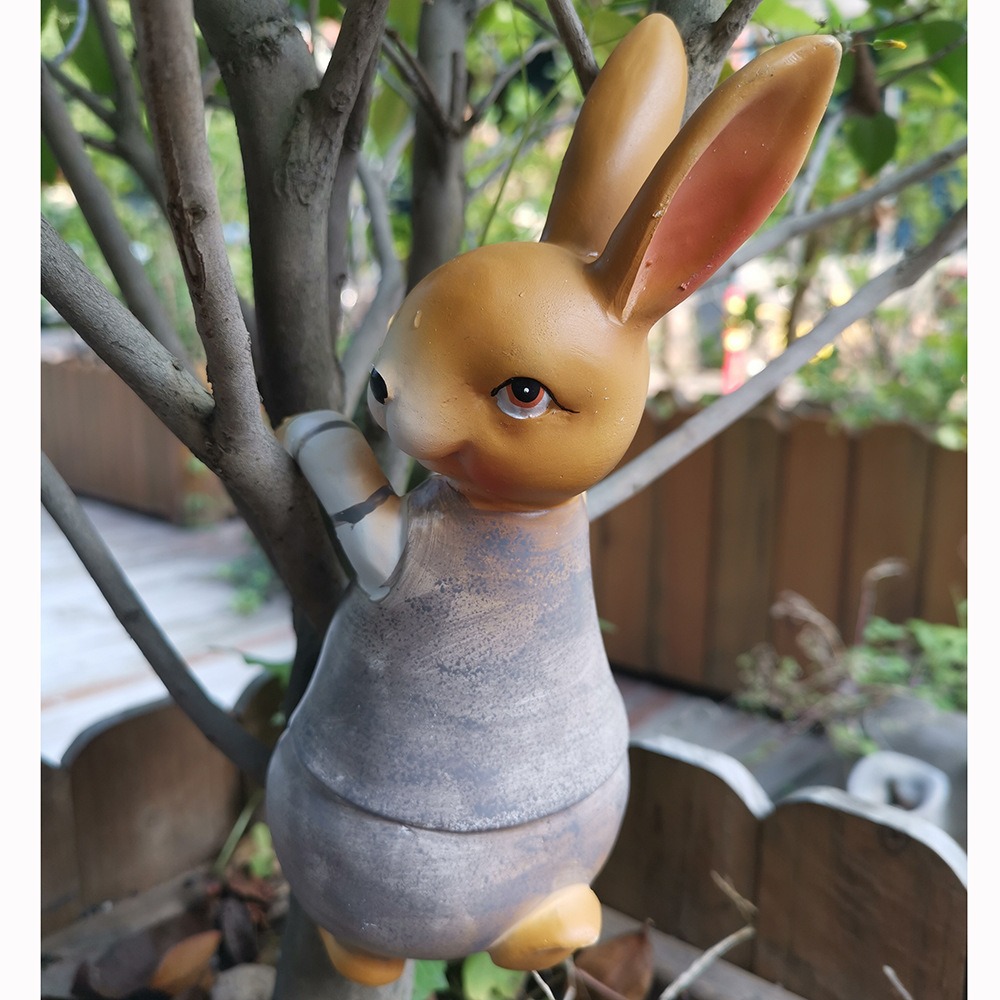 Pink cute climbing tank couple rabbit frog pendant resin — image 5