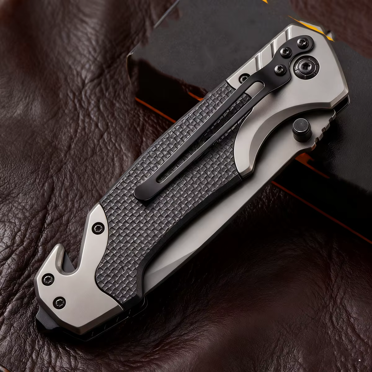 Multi functional sharp and convenient folding knife pocket knife, suitable for wilderness survival, camping, fishing, hunting — image 3