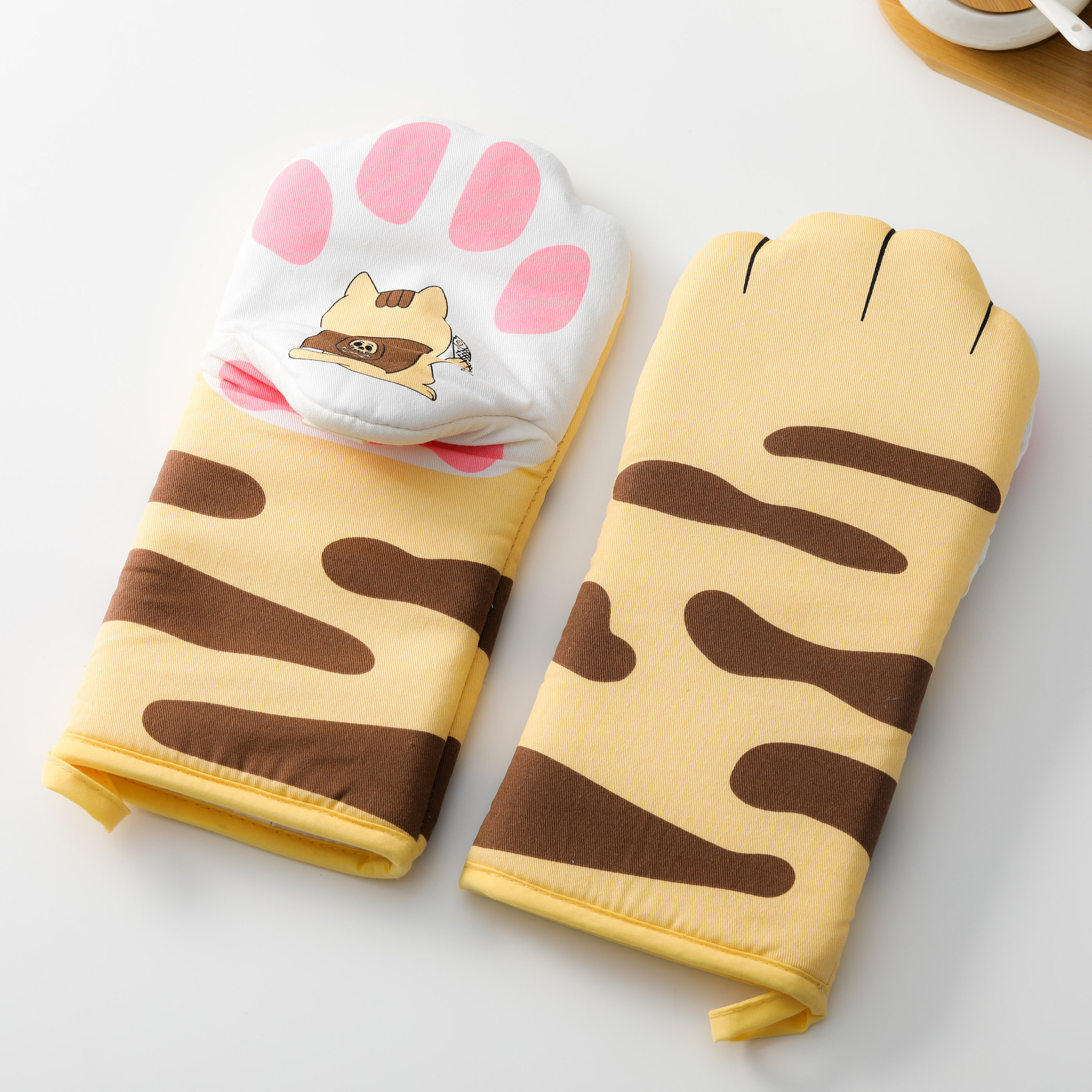 Pure Cotton Cute Cat Oven Gloves Cat Claw Insulation Gloves Baking Insulation Microwave Oven Heat Resistant Gloves — image 6