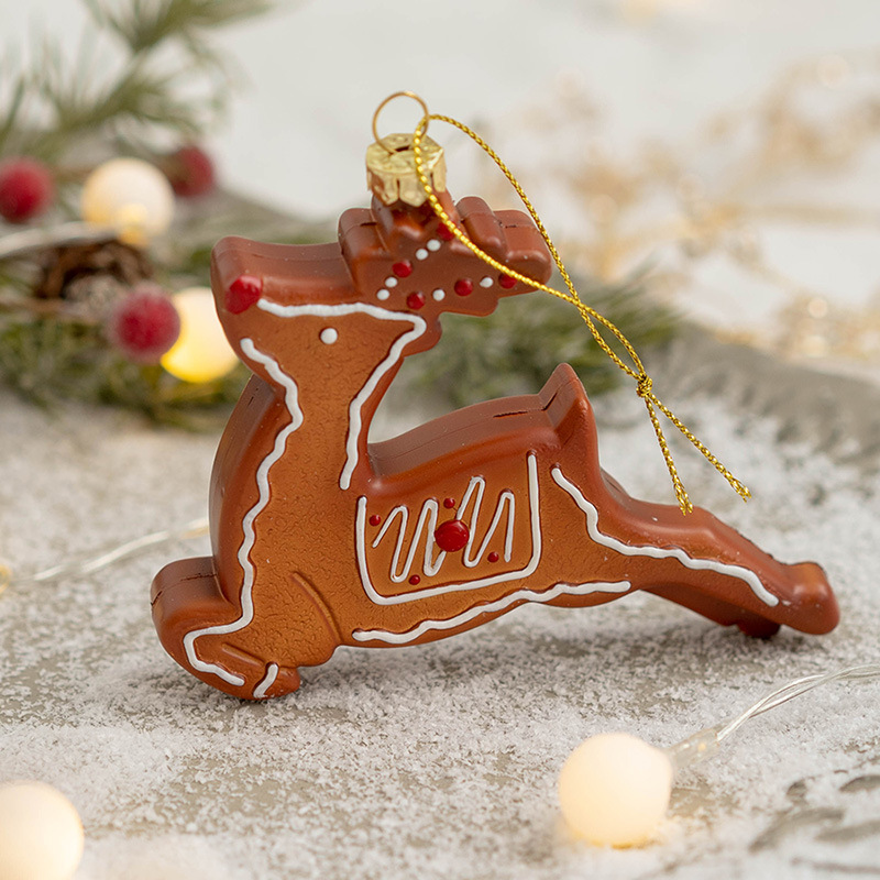 Christmas decorations, Christmas tree decorations, pendants, cookies, people's pendants, snowflakes, reindeer, gingerbread — image 2